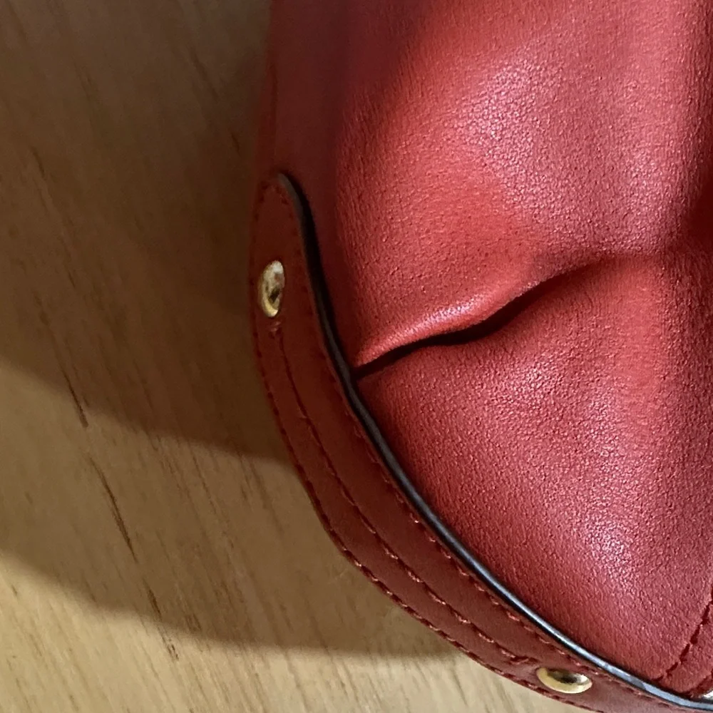 Coach 2013 Signature Red and Cream Shoulder Bag - Picture 5 of 7